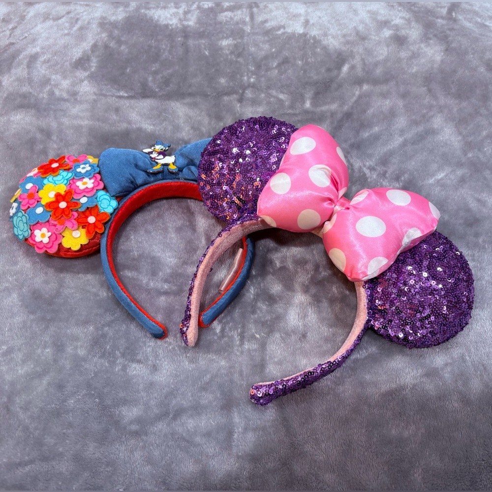 Set of 2 Official Disney Parks Headbands- Minnie and Daisy!